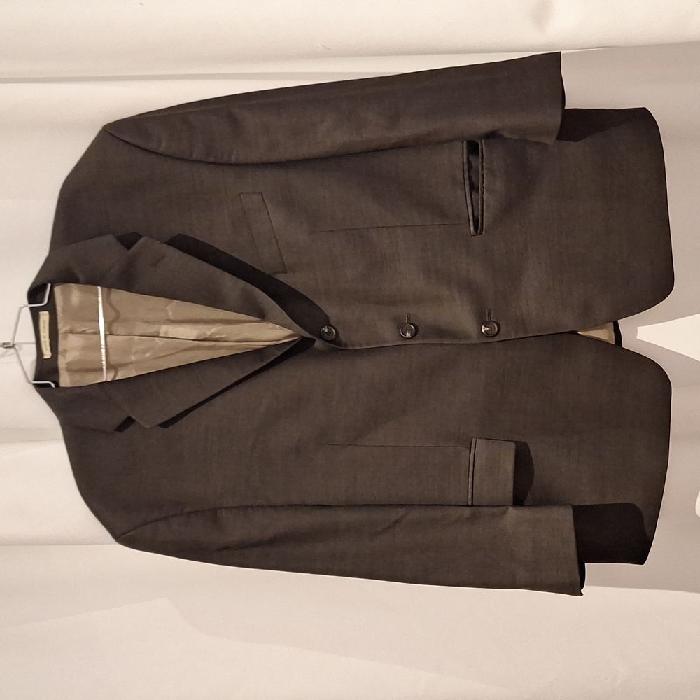 Ralph Lauren 3 button blazer, made for   men 5'8" and under